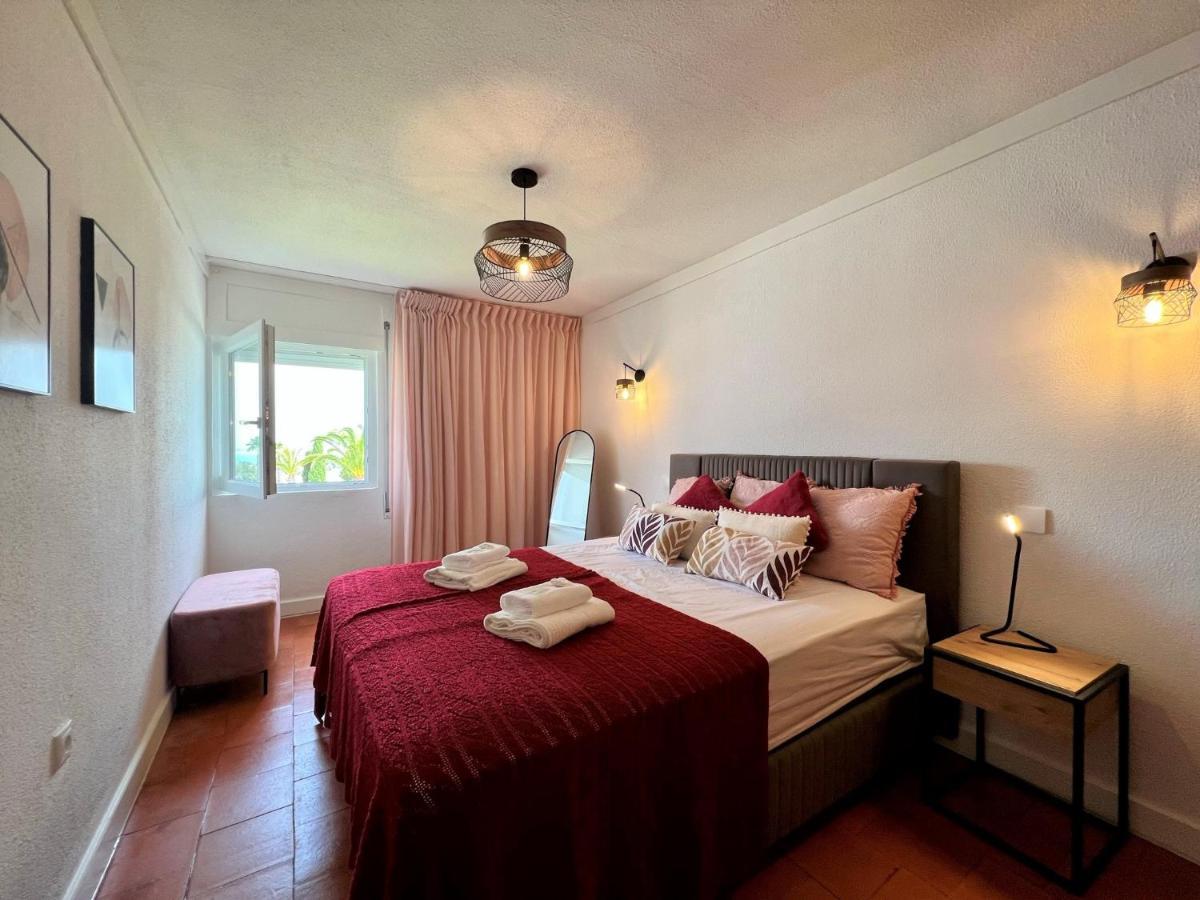 Armacao De Pera Brightness 2 With Pool By Homing Lejlighed Eksteriør billede