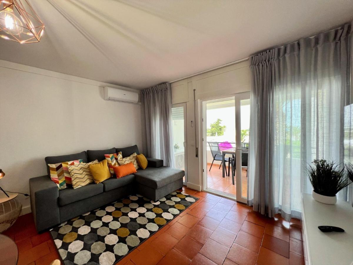 Armacao De Pera Brightness 2 With Pool By Homing Lejlighed Eksteriør billede