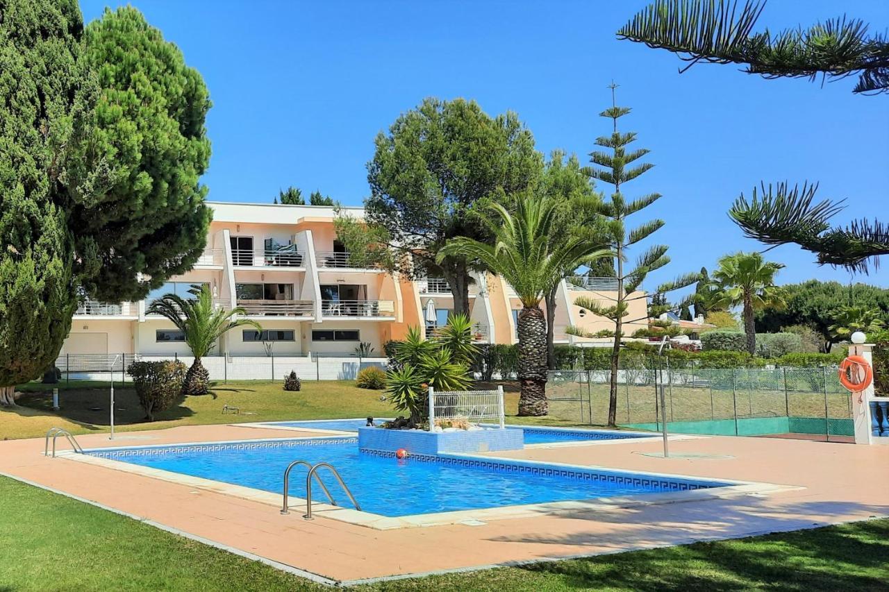 Armacao De Pera Brightness 2 With Pool By Homing Lejlighed Eksteriør billede
